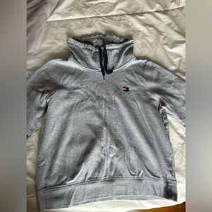 Tommy Hilfiger sweatshirt size L